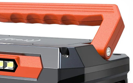 300w solar portable power station